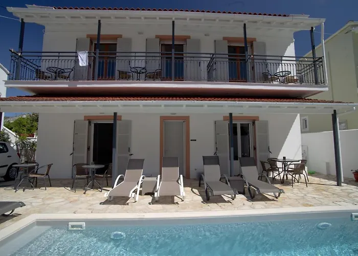 Nicola's Kassiopi